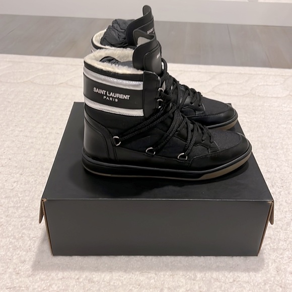 Saint Laurent Court Classic Sneaker Boot - Picture 4 of 6